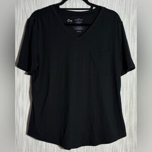 ZYIA Women's Black V-Neck Tee